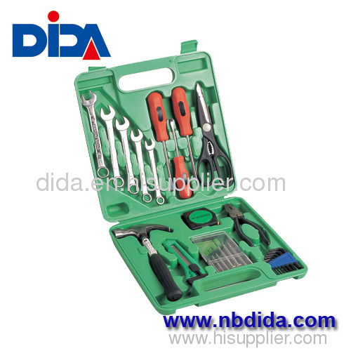 28PCS Hand Tool Set in green case