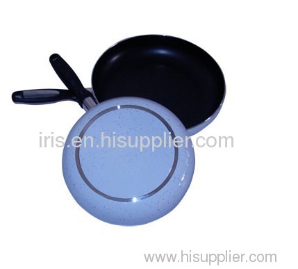 fry pan with spiral bottom