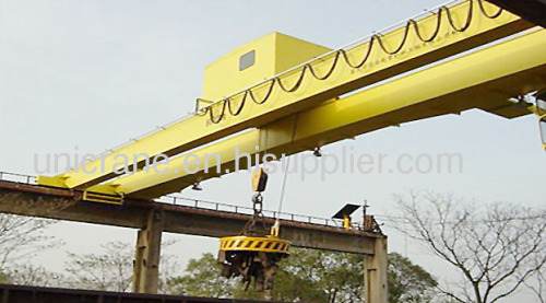 QC model Double Girder Overhead Crane with electromagnet