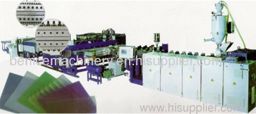 Plastic hollowness grid board production line