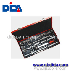 Chrome plated Socket tool set in tin box