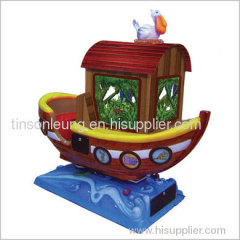 Arka boat kiddie machine