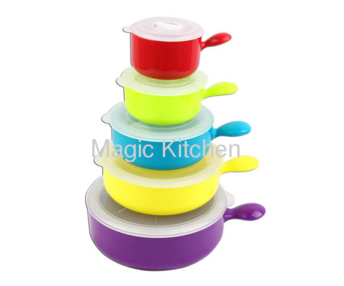 Colorful Microwave Bowls With Lids
