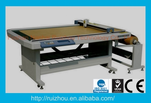 Ruizhou Auto-feeding Apparel Sample Cutting Machine