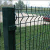 wire mesh fence