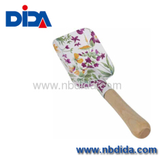 garden trowel