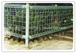 wire mesh fence