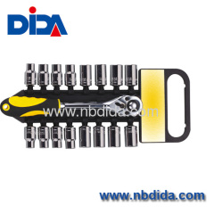 19 PCS Ratchet Wrench and Socket Set