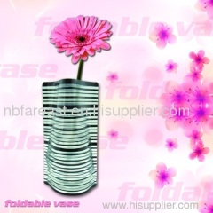 Eco-friendly and reusable clear plastic folded vase