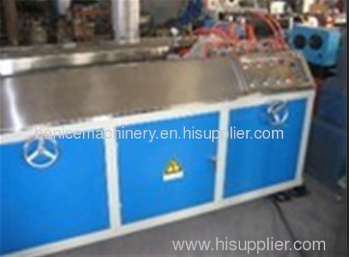 PVC pinch plate making line