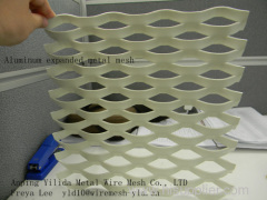 Decorated aluminum expanded metal mesh