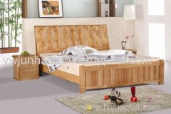 Distinctive modelling Wooden Bed