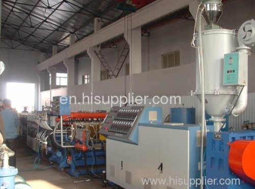 Plastic hollowness grid board production line