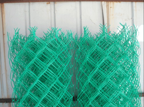 PVC coated chain link fencing