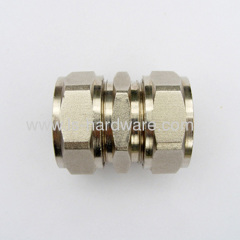 brass screw fittings of equal straight union