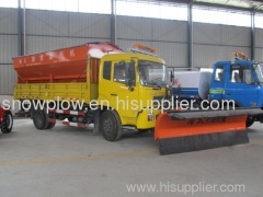 YIHONG Snow removal trucks, Multi-functional snow cleaning trucks, Snow plowing trucks, with snow plow and spreader
