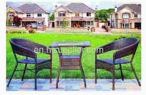 out door ratten table and chair