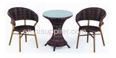 out door ratten table and chair