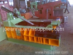 Hydraulic metal baler