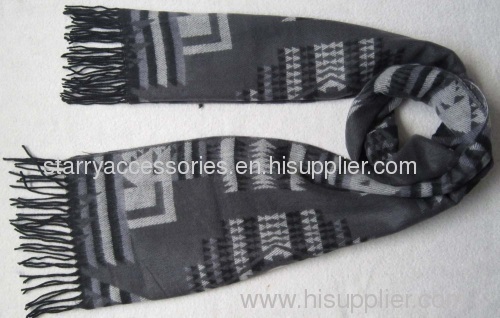 l100% acrylic grey knitted scarf