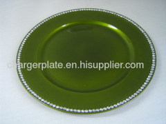 Beaded round plastic charger plates