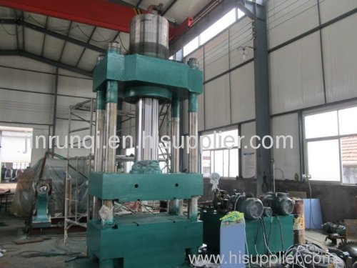 rubber injecting molding machine