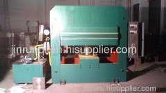 Large plate vulcanizing press