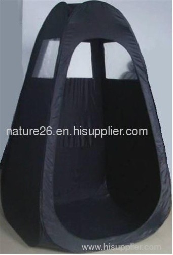 Spray tanning tent