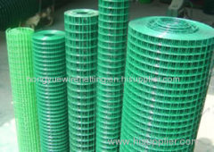 green PVC coated wire mesh fences