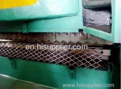 red pvc coated expanded metal mesh with welded borders