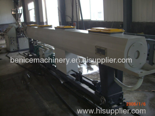 Plastic pipe manufacture machine