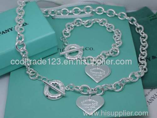 tiffany jewelry earning necklace