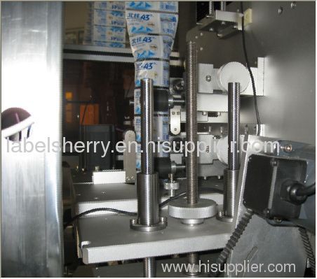high quality shrink sleeve applicator bottle mouth trapping label machine