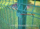 Wire mesh fence