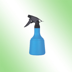 plastic spray bottles