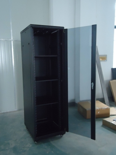 47U Standing Network Cabinet