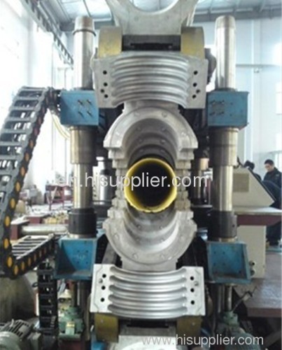 Double wall corrugated pipe extruding machine