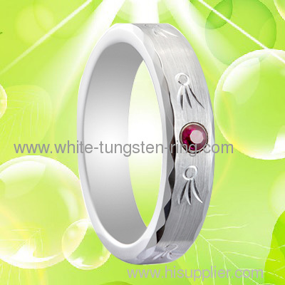 4MM Width Caving White Gold Tungsten Gold Wedding Ring Hot Sales with Single CZ Diamond