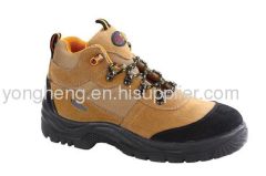 wide fitting safety shoes