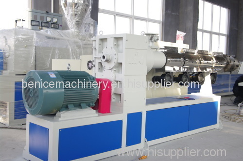 PVC twin screw extruding machine