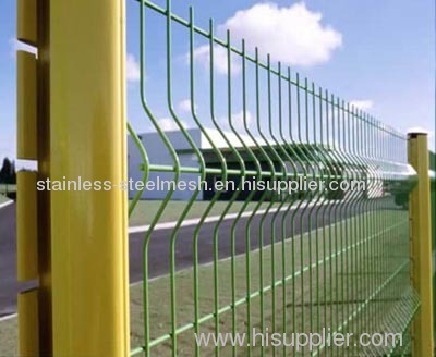 residential wire mesh fence