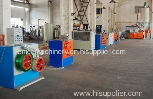 Plastic packing belt machine