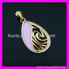 golden plated zircon mideast pendant