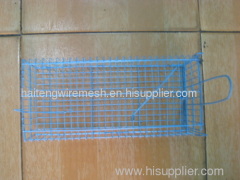 Folding catch cage