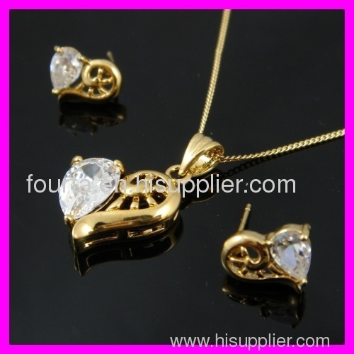 fallon heart shape of 18k gold plated set