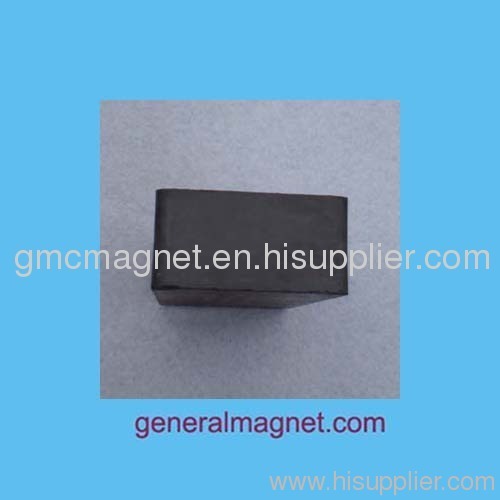 Ceramic magnet hard ferrite block