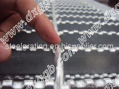 serrated steel grating