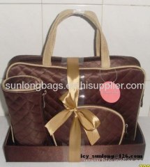 2011 latest designed travelling cosmetic bag
