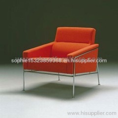 Arne Jacobsen Series 3300 Easy Chair