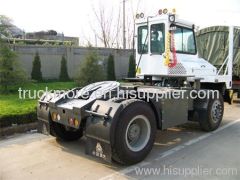 SINOTRUK HOVA Yard Low-speed Tractor(Transmission Auto Fifth-wheel Fixed)